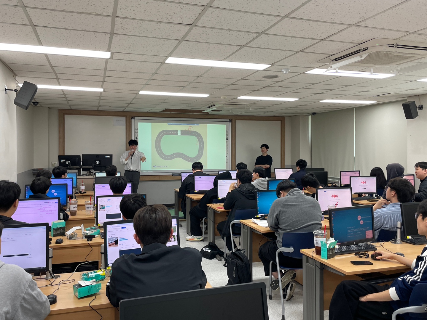 19.5세들의 피지컬AI 교육, 자율주행! (feat. 서울공고 vs 은평메디텍고) image